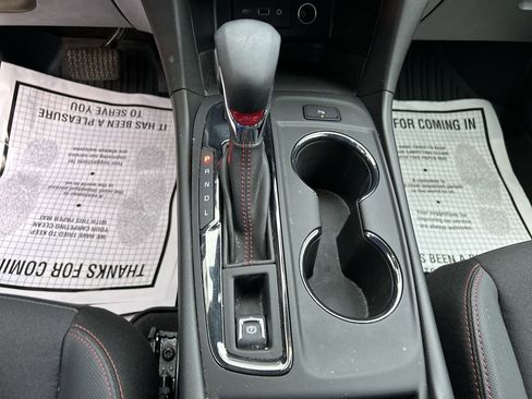 Used 2024 Chevrolet Equinox RS image 20