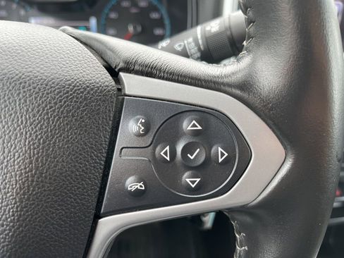 Used 2016 Chevrolet Colorado LT w/ Midnight Edition AWD/4WD image 14