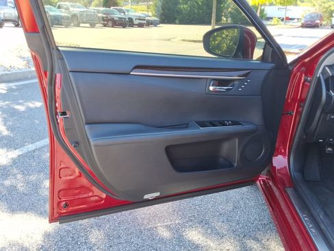 Used 2016 Lexus ES 350 w/ Luxury Package w/Wood Trim FWD image 21