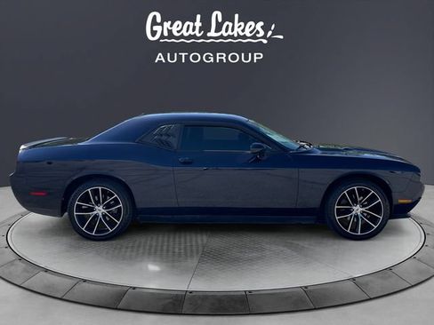 Used 2011 Dodge Challenger RWD image 6