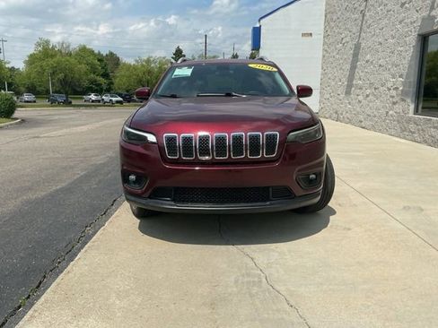 Used 2020 Jeep Cherokee Latitude Plus AWD/4WD image 5