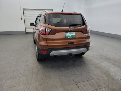 Used 2017 Ford Escape Titanium AWD/4WD image 6