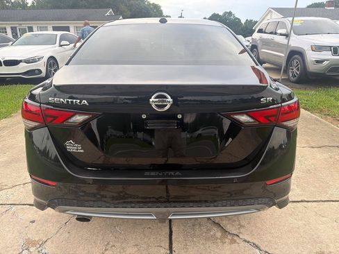Used 2022 Nissan Sentra SR FWD image 9