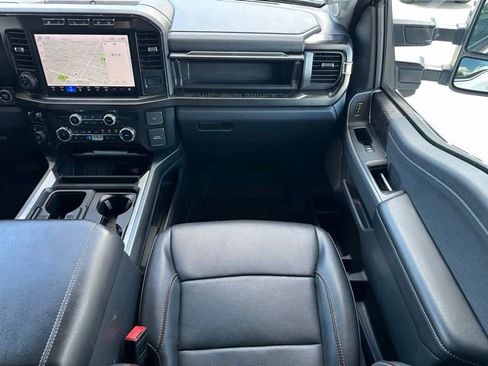 Used 2023 Ford F250 Lariat w/ Lariat Ultimate Package AWD/4WD image 12