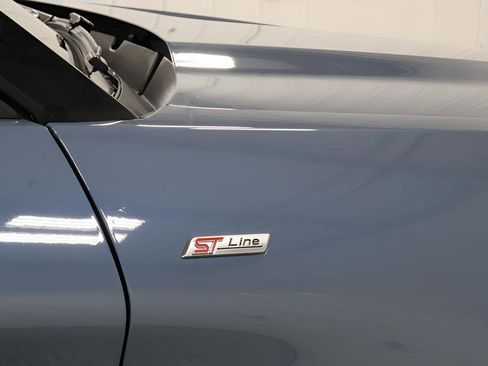 Used 2025 Ford Explorer ST-Line image 26