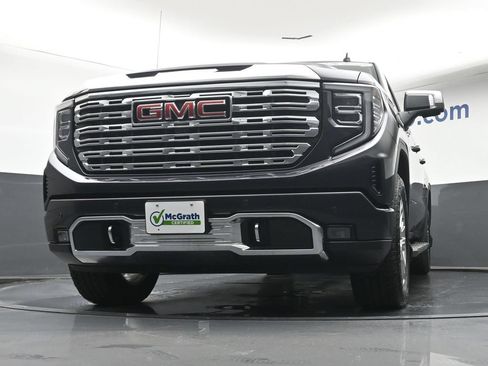 Used 2026 GMC Sierra 1500 Denali w/ Technology Package AWD/4WD image 7