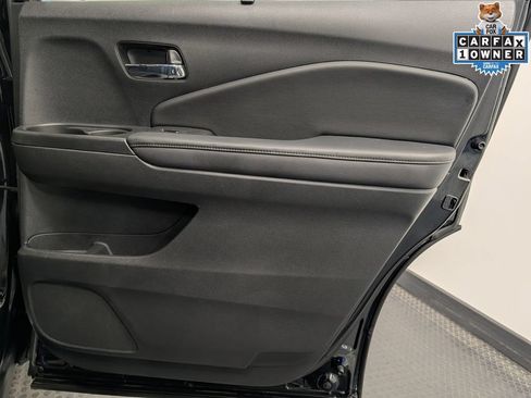 Used 2021 Honda Pilot Touring image 29