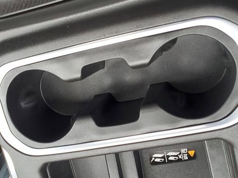 Used 2022 Chevrolet Silverado 1500 High Country w/ Z71 Off-Road Package image 19