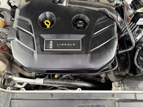 Used 2019 Lincoln MKZ Reserve w/ Reserve Plus Package FWD image 39