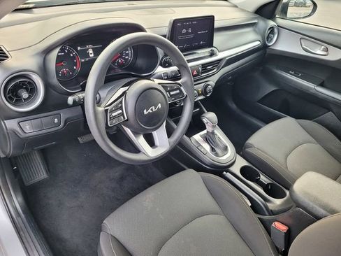 Used 2024 Kia Forte LXS image 7