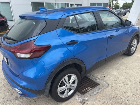 Used 2025 Nissan Kicks Play S FWD image 10