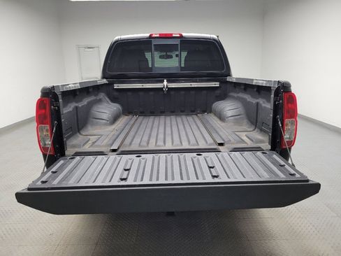Used 2015 Nissan Frontier PRO-4X image 29