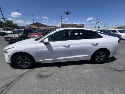 Used 2022 Kia K5 LXS FWD image 4
