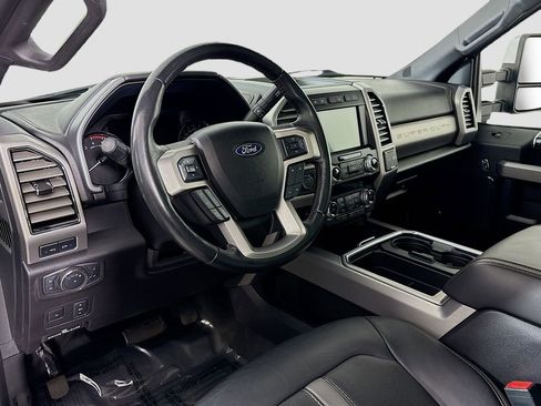 Used 2020 Ford F350 Platinum image 9