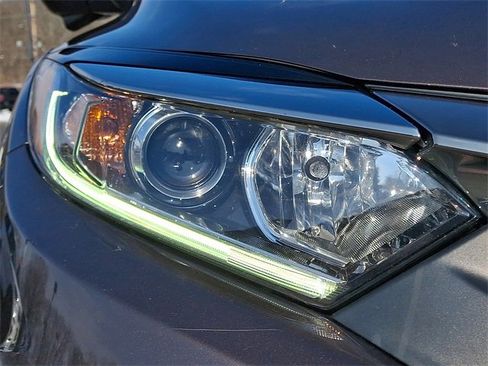 Used 2019 Honda HR-V EX-L image 9