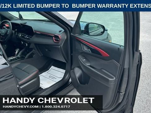 Certified 2025 Chevrolet TrailBlazer RS w/ Convenience Package AWD/4WD image 37