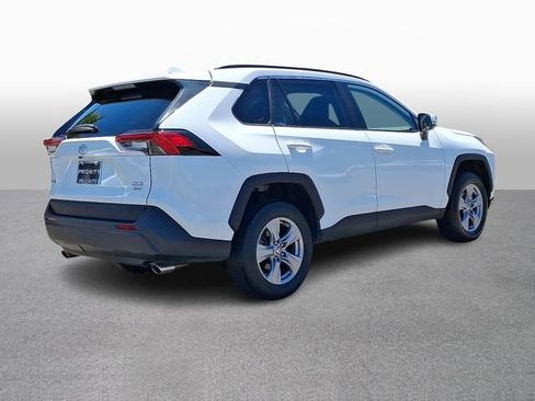 Used 2024 Toyota RAV4 XLE AWD/4WD image 4