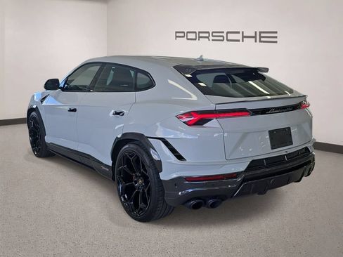 Used 2024 Lamborghini Urus Performante AWD/4WD image 3