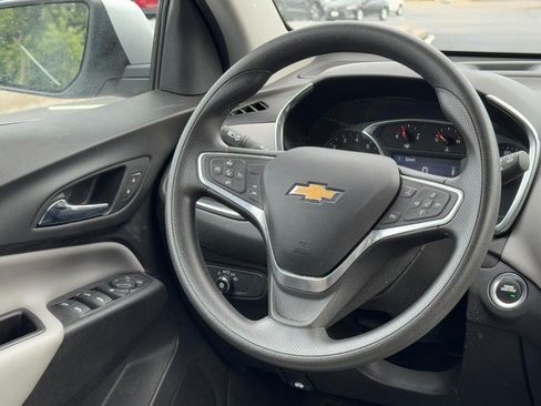 Used 2022 Chevrolet Equinox LT FWD image 12