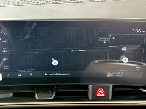 Certified 2025 Kia Carnival SX Prestige image 20