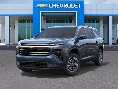 New 2026 Chevrolet Traverse LT FWD image 6