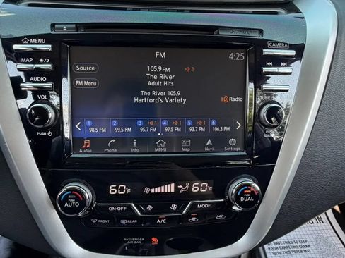 Used 2017 Nissan Murano S w/ Navigation Package AWD/4WD image 25
