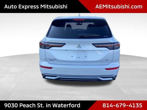 New 2026 Mitsubishi Outlander SE AWD/4WD image 6