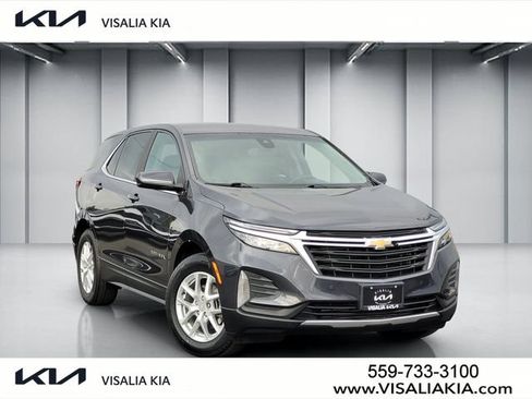 Used 2023 Chevrolet Equinox LT FWD image 1