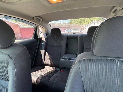 Used 2018 Nissan Sentra SV w/ Premium Package (P01) FWD image 39