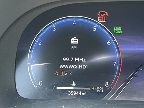Used 2023 Toyota Highlander Limited AWD/4WD image 14
