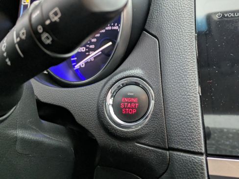 Used 2017 Subaru Outback 3.6R Limited image 19