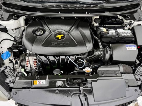 Used 2014 Hyundai Elantra w/ Option Group 2 image 21