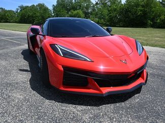 Used 2026 Chevrolet Corvette Z06 w/ Stealth Interior Trim Package RWD video 2