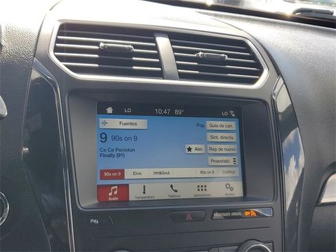 Used 2018 Ford Explorer XLT w/ Equipment Group 202A image 28