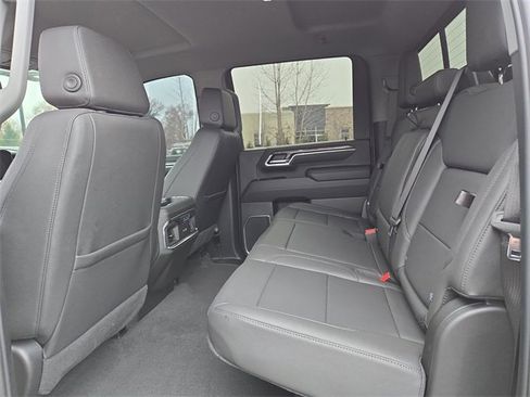 Used 2025 Chevrolet Silverado 2500 LTZ w/ LTZ Plus Package image 29