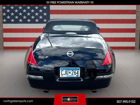 Used 2004 Nissan 350Z Touring image 11