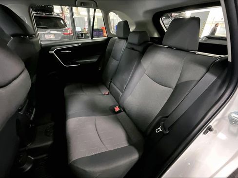 Used 2023 Toyota RAV4 XLE image 19