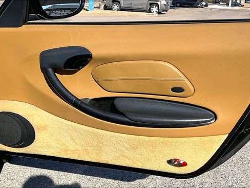 Used 1999 Porsche Boxster image 20