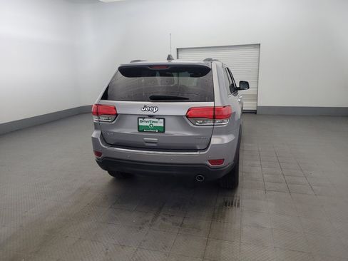 Used 2017 Jeep Grand Cherokee Limited AWD/4WD image 7