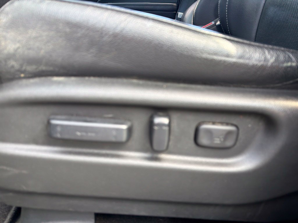 Used 2017 Honda Pilot Elite image 16