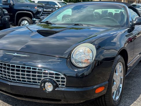 Used 2002 Ford Thunderbird RWD image 7