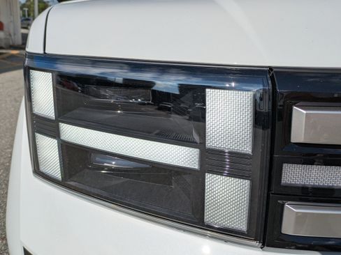 New 2026 Hyundai Santa Fe SE image 13