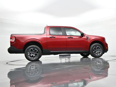 New 2026 Ford Maverick XLT w/ XLT Luxury Package FWD image 32