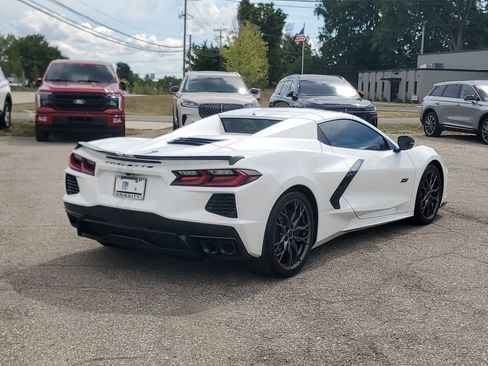 Used 2023 Chevrolet Corvette Stingray Premium Conv w/ Z51 Performance Package RWD image 6