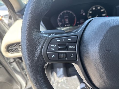 Used 2023 Honda HR-V LX image 21