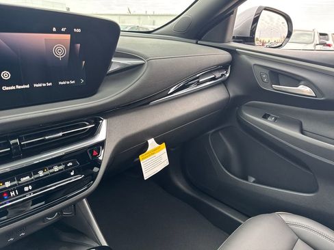 New 2026 Buick Envista Avenir image 22