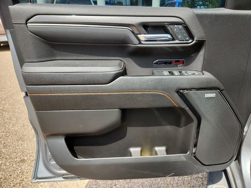Used 2023 GMC Sierra 1500 AT4 w/ AT4 Premium Package AWD/4WD image 13