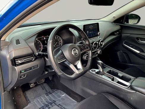 Certified 2023 Nissan Sentra SR w/ Electronics Package FWD image 17