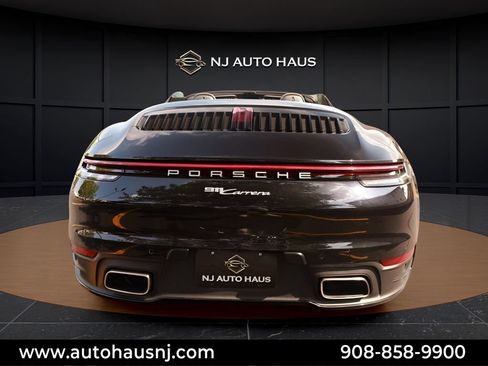 Used 2021 Porsche 911 Carrera RWD image 10