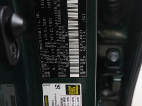 Used 2024 Toyota Corolla Cross XLE w/ Convenience Package image 26